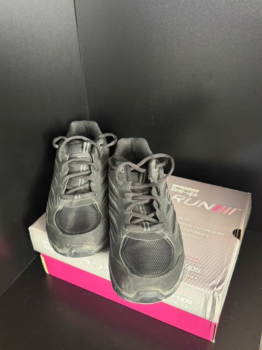 Skechers Tone-Ups Run Black Walking Running Shoes Women's Size 10